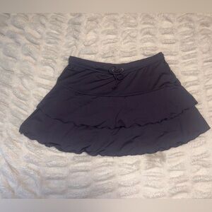 Athleta Athletic Ruffled skirt woman’s Size Medium